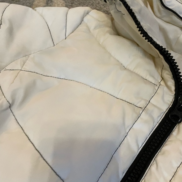 ⚡️ FLASH - White puffer coat - Picture 5 of 8